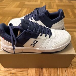 On Running Men's Navy and White Sneakers